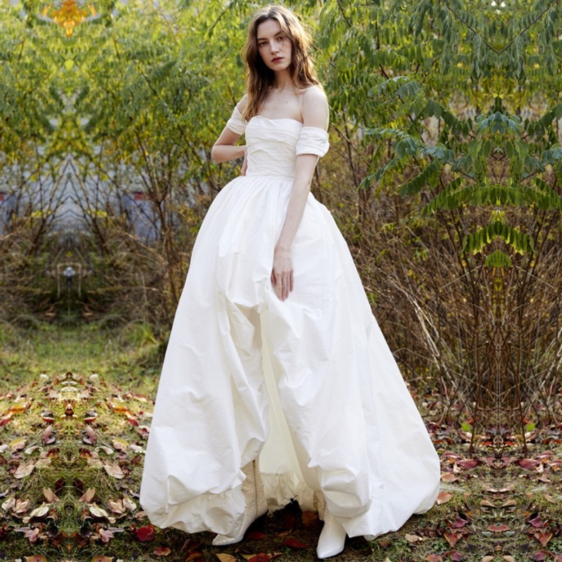 Een schouderloze, eenvoudige t - Photography Natural Lighting Basics recensie en prijs